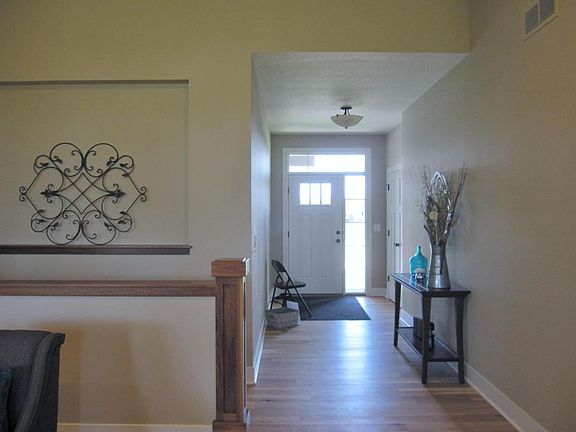 4th image of 4229 Aldrin Ave