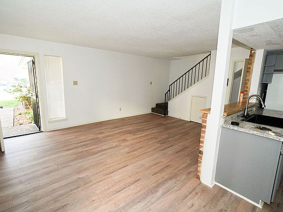 5th image of 5670 Birchmont Dr #5670C