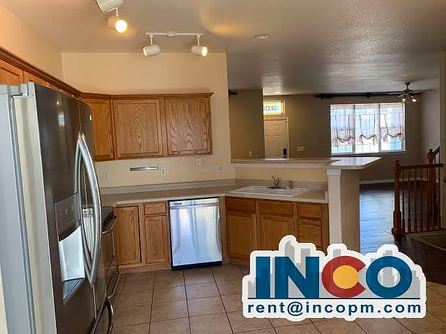 18356 E Cornell Pl — Photo 3