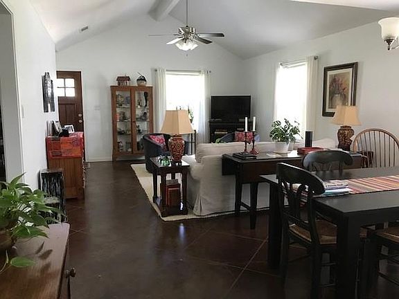 2nd image of 102 Whitehead St