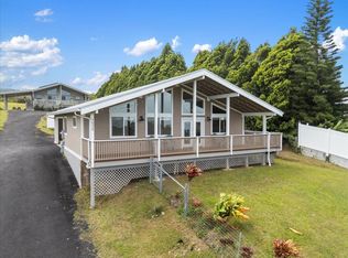 752 Awalau Rd #A, Haiku, HI 96708