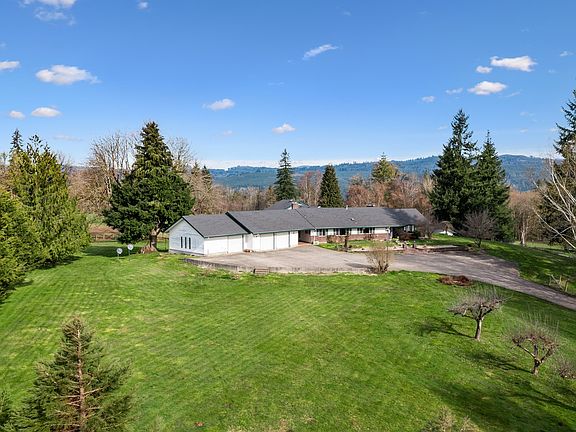5th image of 38106 NE 211th Ave