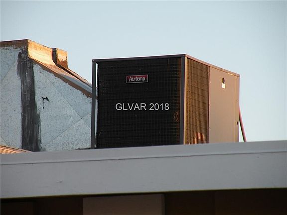 5th image of 3707 Blue Lake Ave