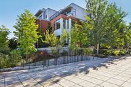 NW Riverscape St-S0710-003.jpg