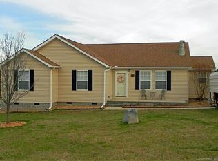 145 Single Oak Dr, Troutman, NC 28166