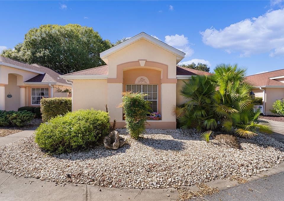 1st image of 928 Medira Dr