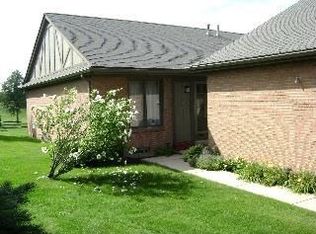 29311 Bates Rd, Perrysburg, OH 43551