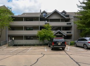 12 Treehouse Ln APT 6, Branson, MO 65616