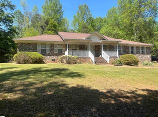 100 Wolf Run Dr, Simpsonville, SC 29681