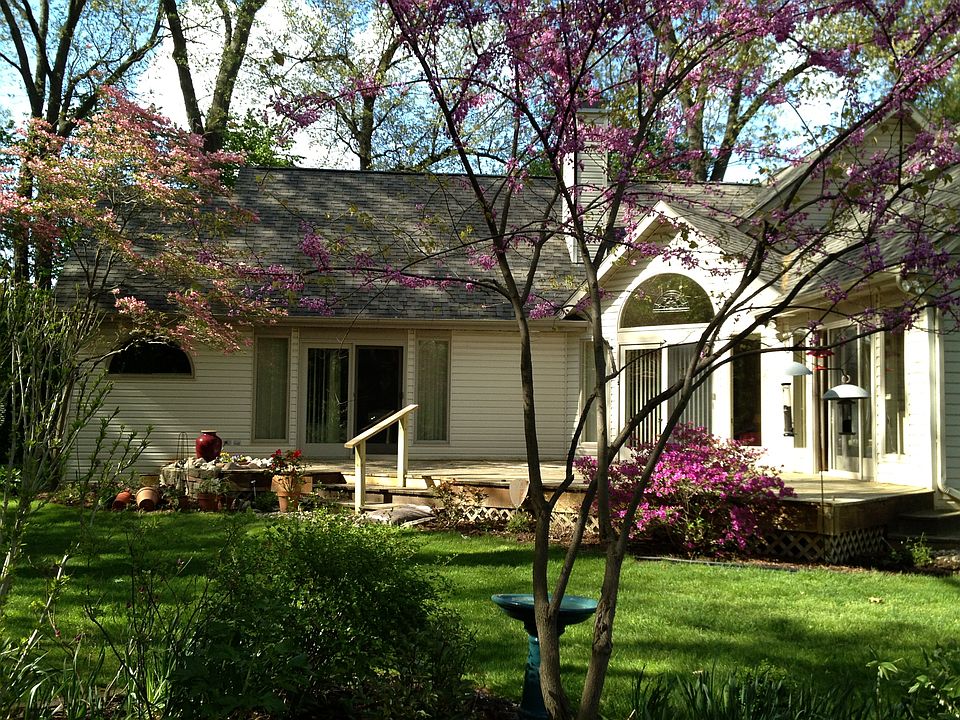 1st image of 51231 Shady Ln