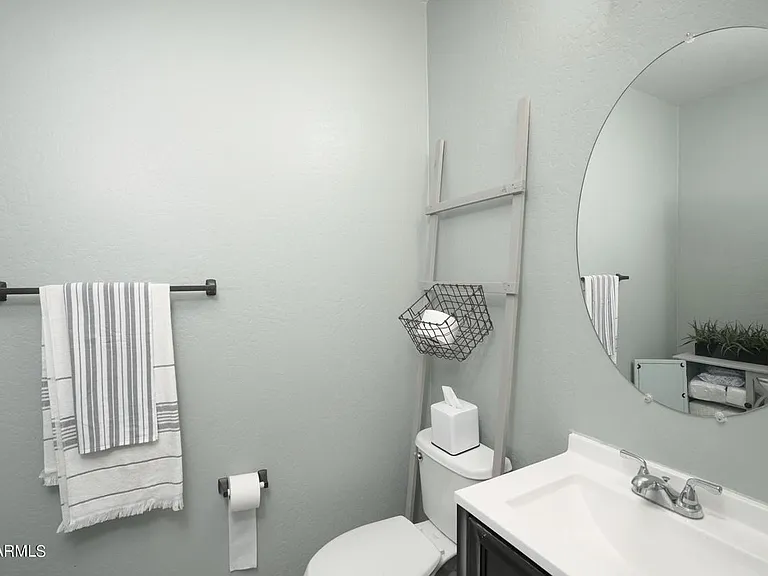 2884 S Hansen Dr — Photo 10