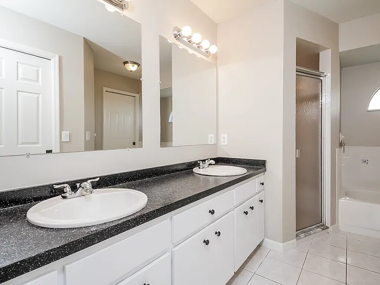 848 Guild Dr — Photo 10