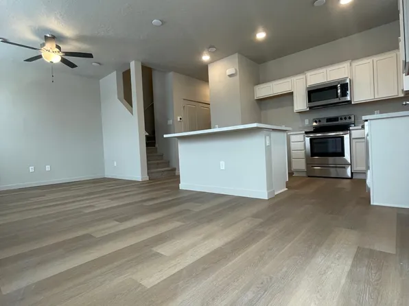 2300 E Spice Loop #2, Nampa, ID 83687