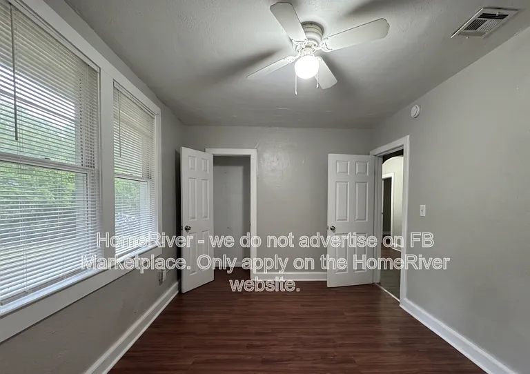 1645 W 17th St #3 — Photo 4