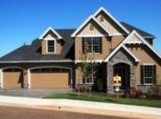 207 NW Brier Ave, Dundee, OR 97115