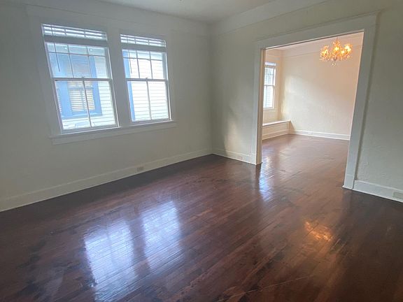 4th image of 3111 Louisiana Avenue Pkwy APT A