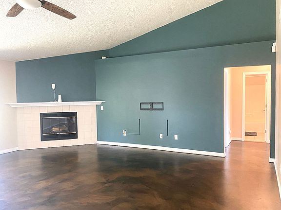 3rd image of 6425 Sarasota St