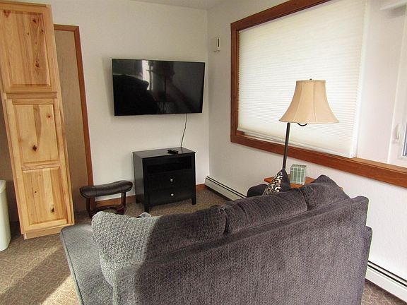 5th image of 2395 Kimball St