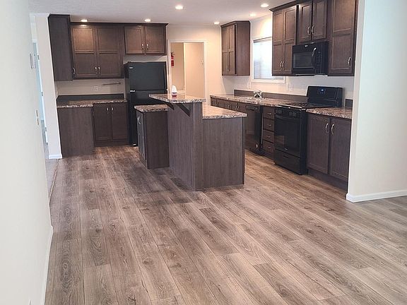4th image of 1250 Paree St #1096
