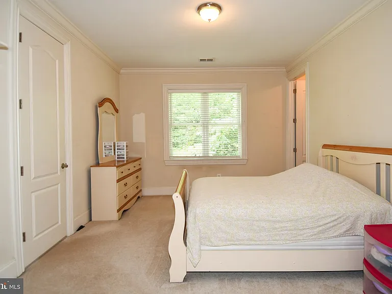 7104 Old Dominion Dr — Photo 50