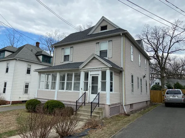 274 W Franklin St, Holyoke, MA 01040