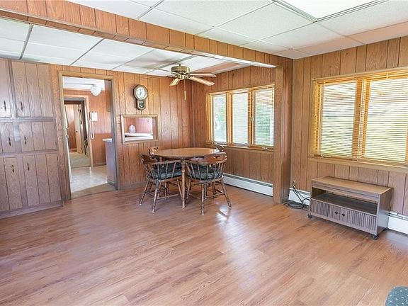 5th image of 162 Argyle Ave