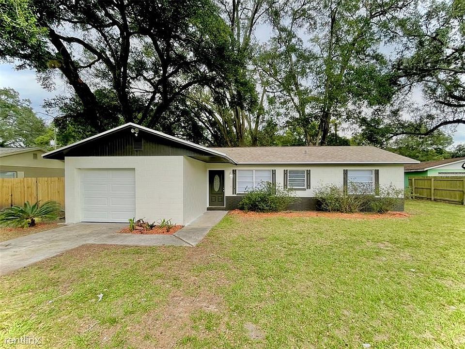 1st image of 2208R Margaret Elaine Ave