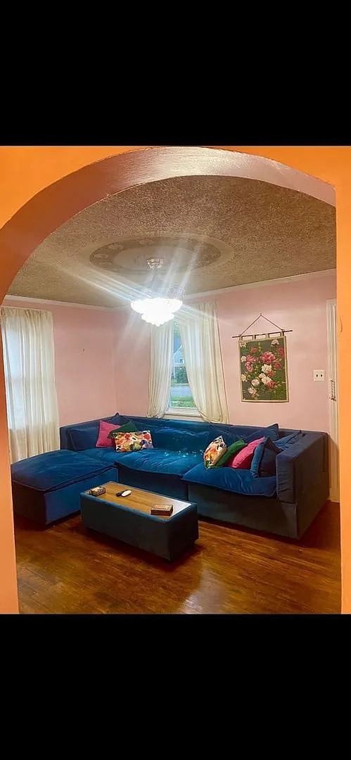 Charming 3BR House in Richmond — Photo 1