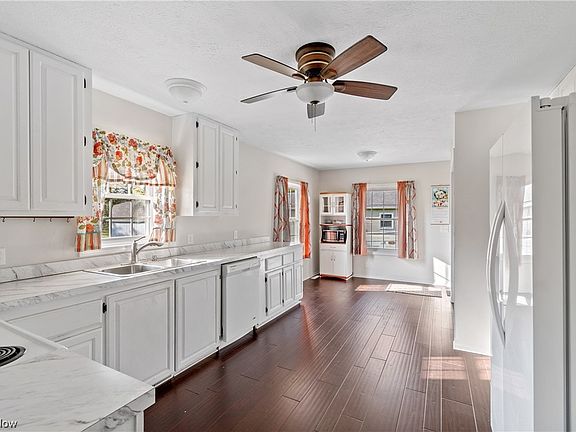 4th image of 3156 Curaso Dr