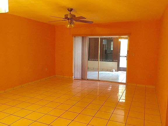 4th image of 13944 Kendale Lakes Dr