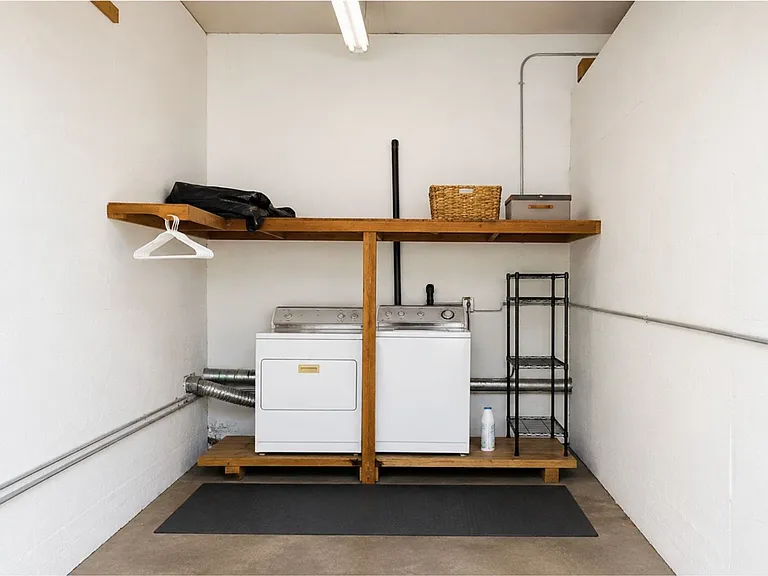 301 Carnelian St — Photo 20