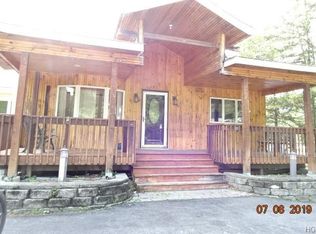 61 Teneyck Ave, Greenwood Lake, NY 10925