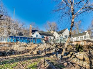 2938 N Shore Dr, Delavan, WI 53115