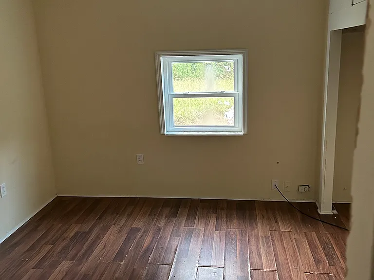 4008 Rogers St — Photo 5