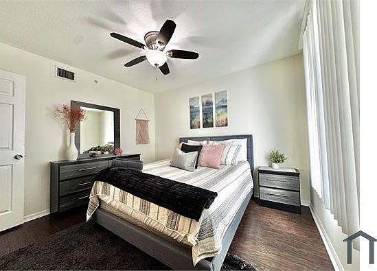 5th image of 407 Villa Cir