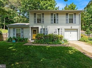 9021 Andromeda Dr, Burke, VA 22015