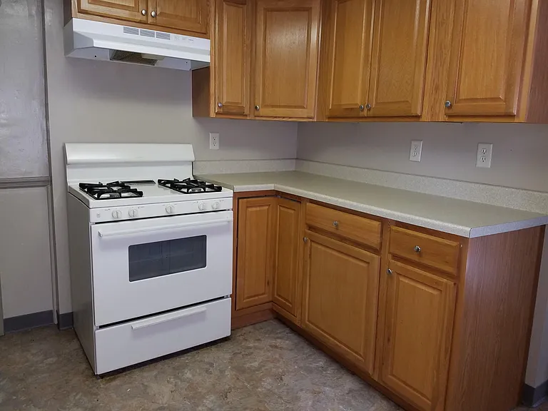 638 Stewart Ave #F — Photo 8