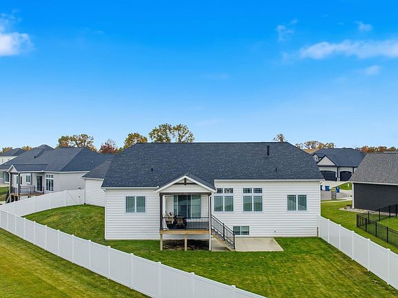 3rd image of 54628 Salem Farms Ct