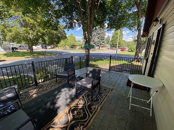 View of 17th and Lakeside from Porch