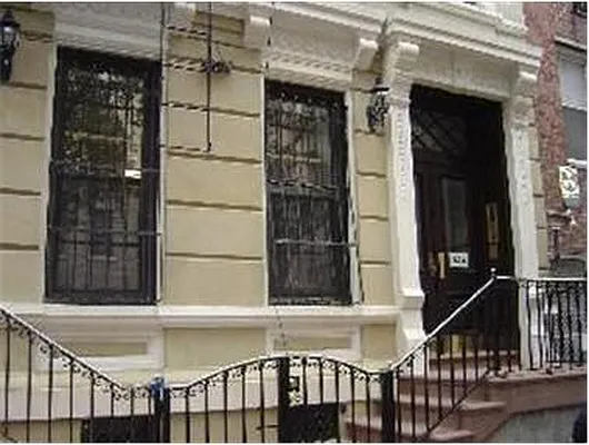 Rented by Douglas Elliman | media 18