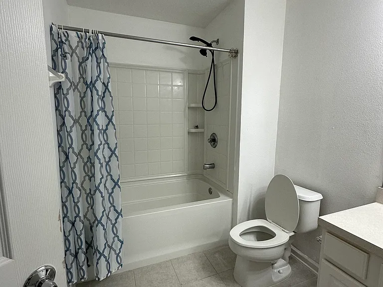 4223 Highwood Dr — Photo 14