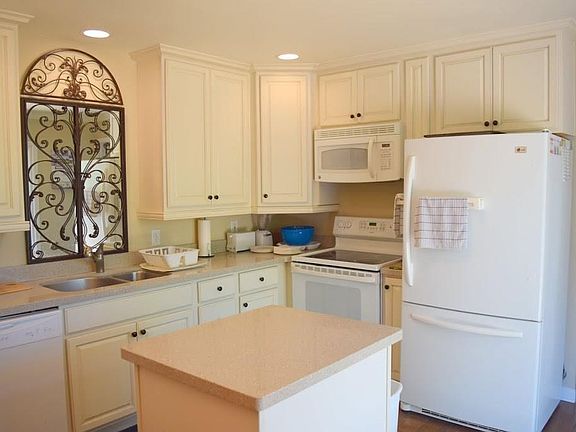 3rd image of 6506 Somerset Dr