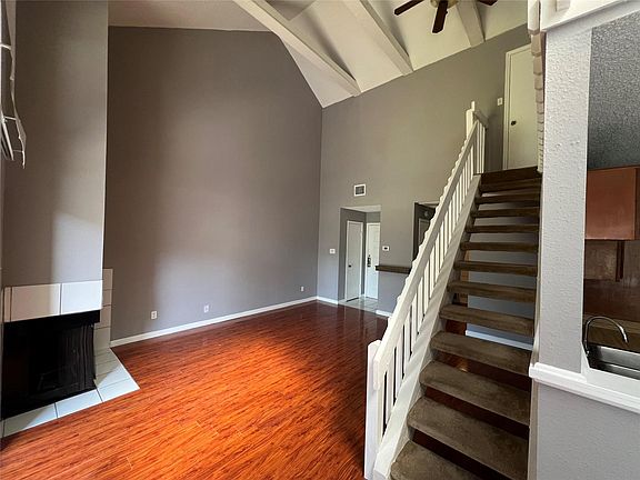 5th image of 8479 Sands Point Dr