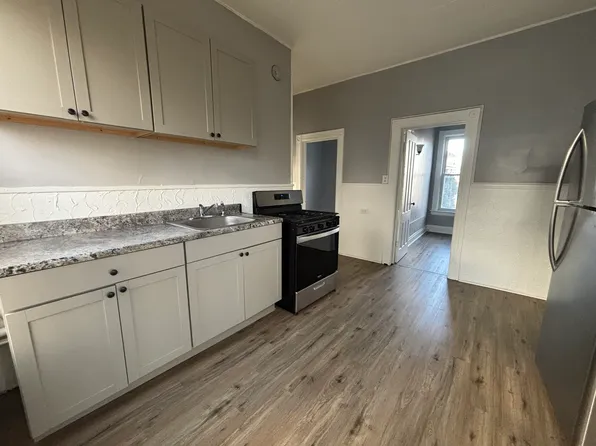 175 Columbia St #2F, Cohoes, NY 12047