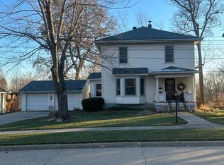 615 Oak St, Sigourney, IA 52591