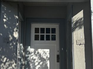 415 College Ave APT 4, Santa Rosa, CA 95401