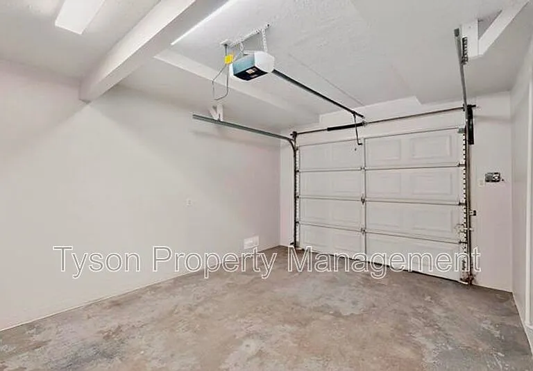 3503 Montclaire Dr NE — Photo 27