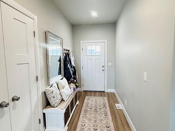 5th image of 1158 Dolostone Dr