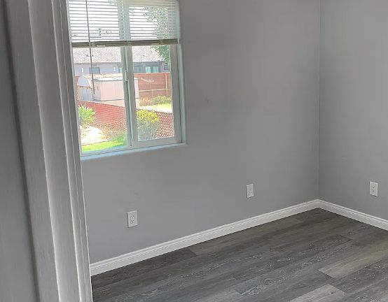 5th image of 3919 Aragon Dr