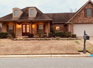 113 Iberia Ln, Pineville, LA 71360